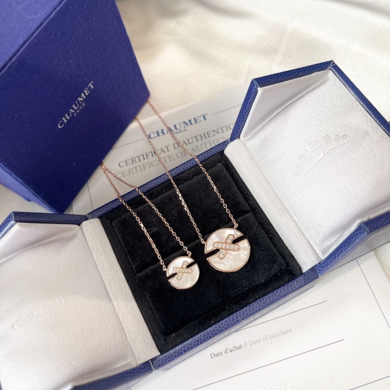 CHAUMET